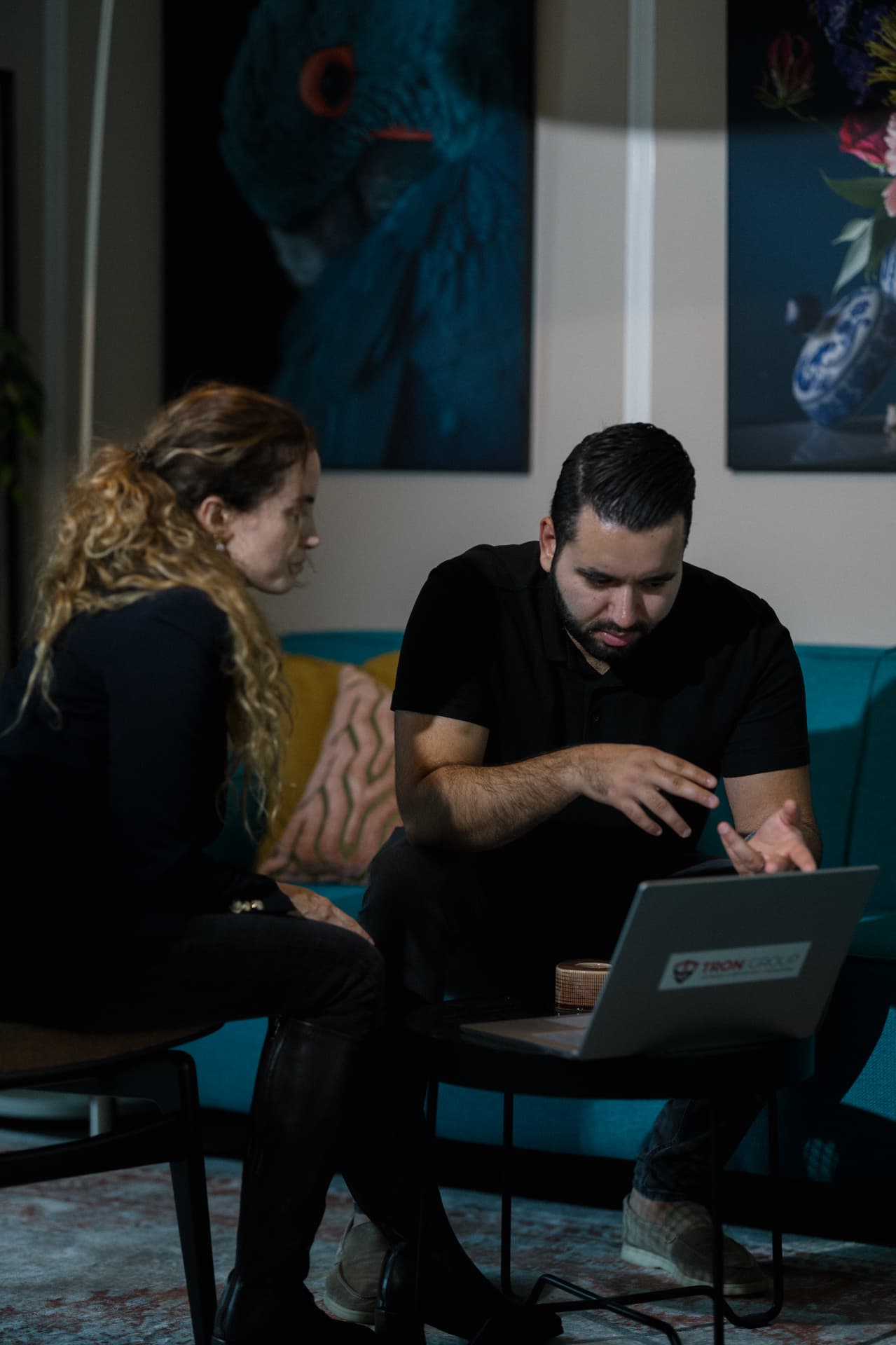 TRON consultant bespreekt IT-strategie met klant